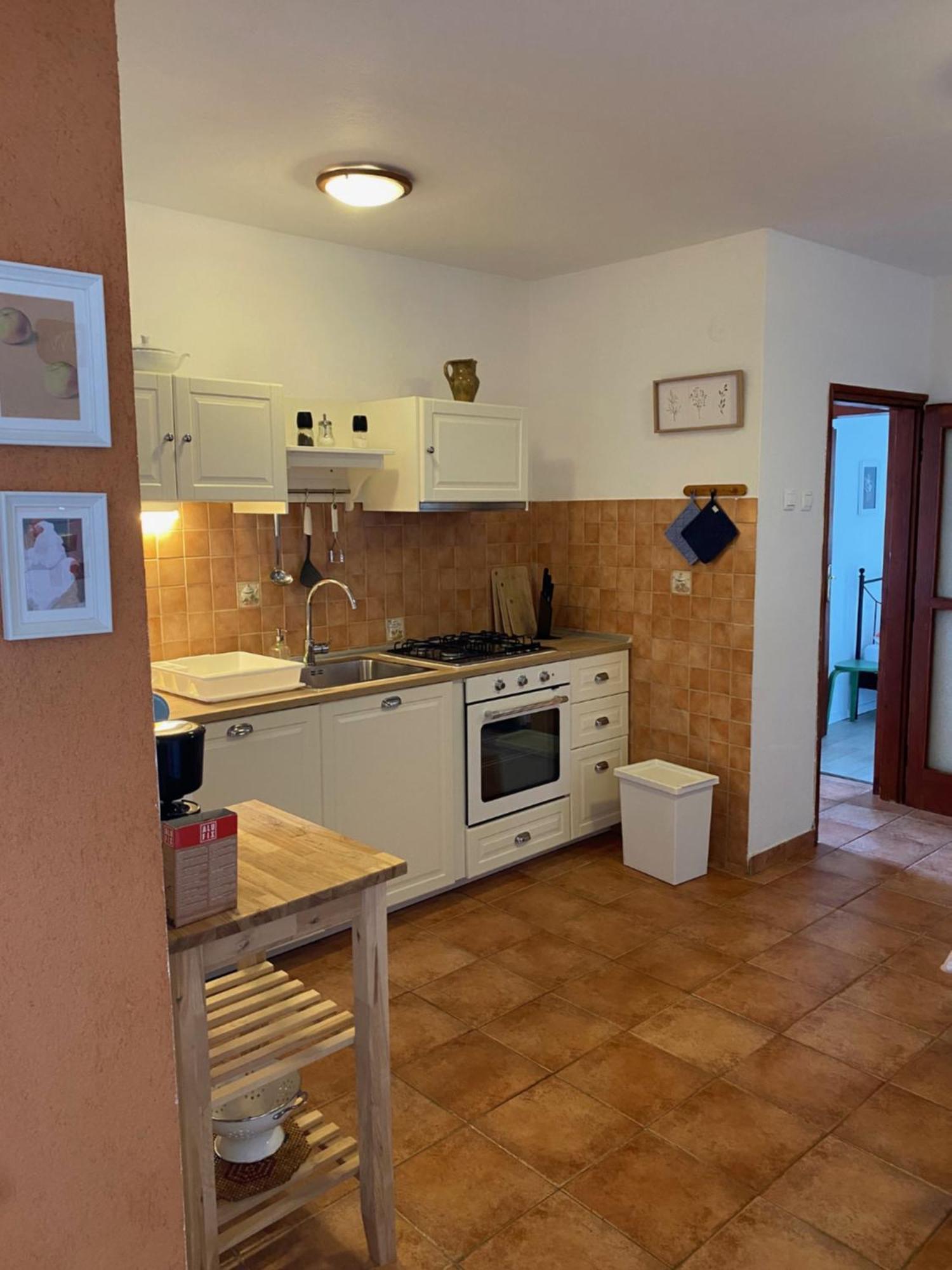 Apartments Lili I Baška Exteriör bild