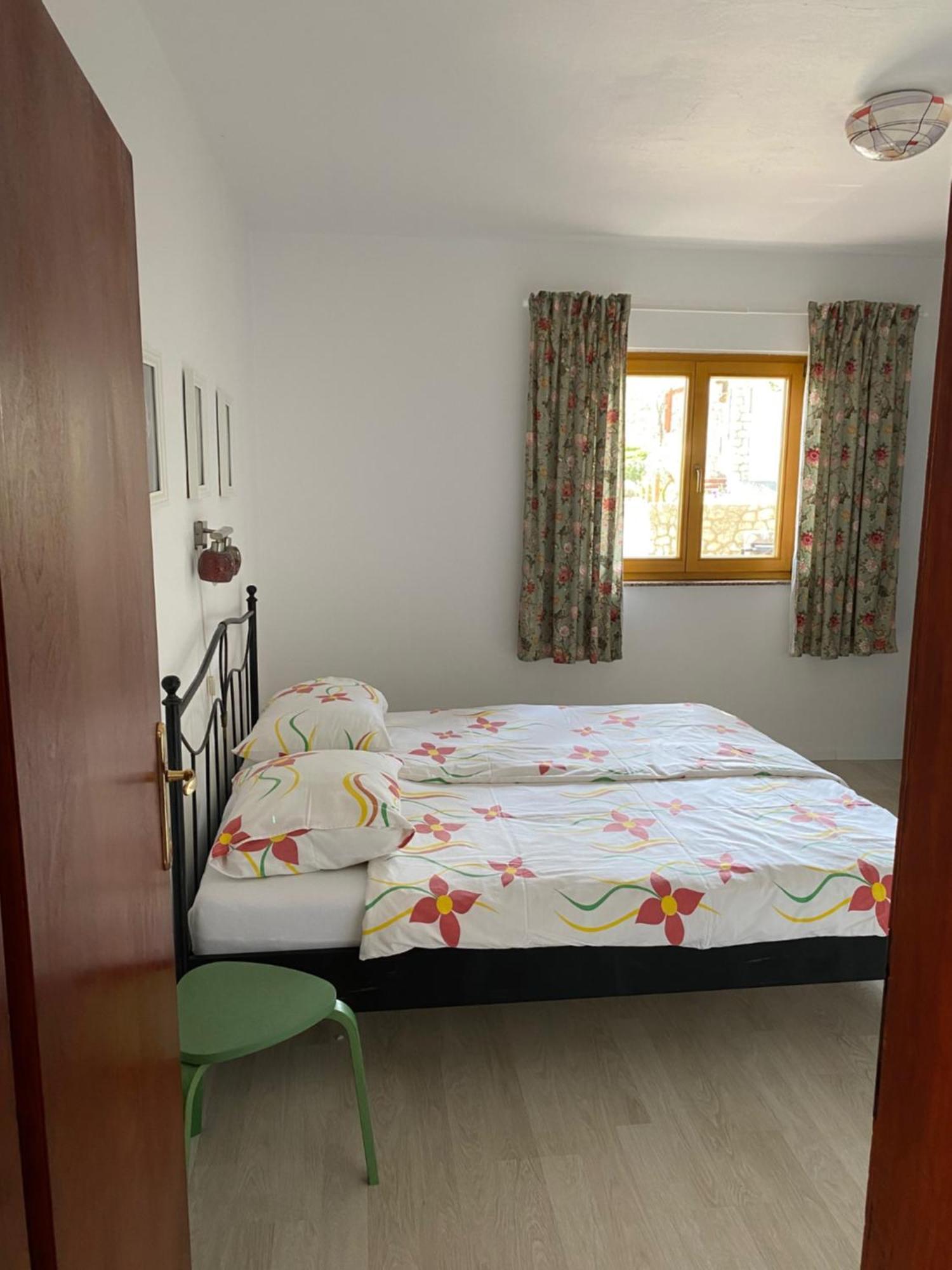 Apartments Lili I Baška Exteriör bild