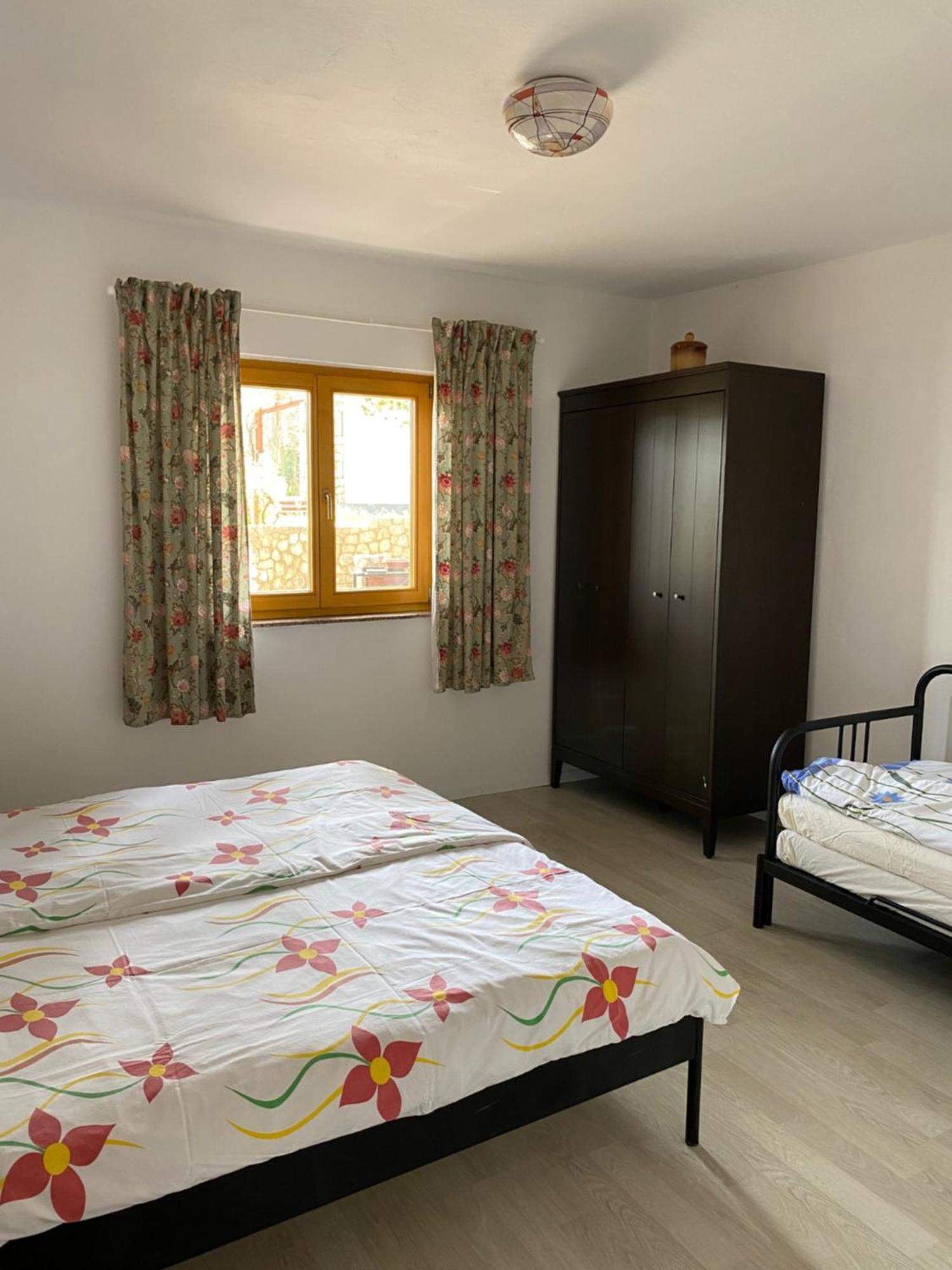 Apartments Lili I Baška Exteriör bild